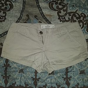 Hollister khaki shorts sz.0 w24